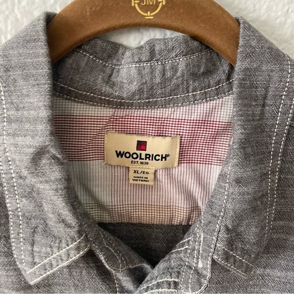 Grey Short Sleeve Button Up Shirt Size XL by Woolrich - Picture 2 of 6